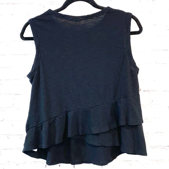 🇺🇸 Gap True Black Sleeveless Ruffle Back Top - Picture 3 of 9